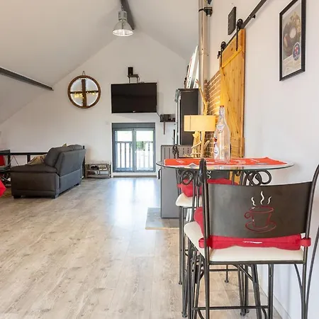 L'ecurie Apartament Floirac (Charente-Maritime)